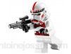 Lego Star Wars Minifigure Clone Shock Trooper avec arme et marques rouges sur casque et haut du corps