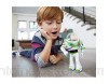 Disney Pixar Toy Story 4 Figurine parlante Buzz L\'Éclair Super Action avec ailes dépliables lumières sons et marche version française jouet pour enfant GGK17